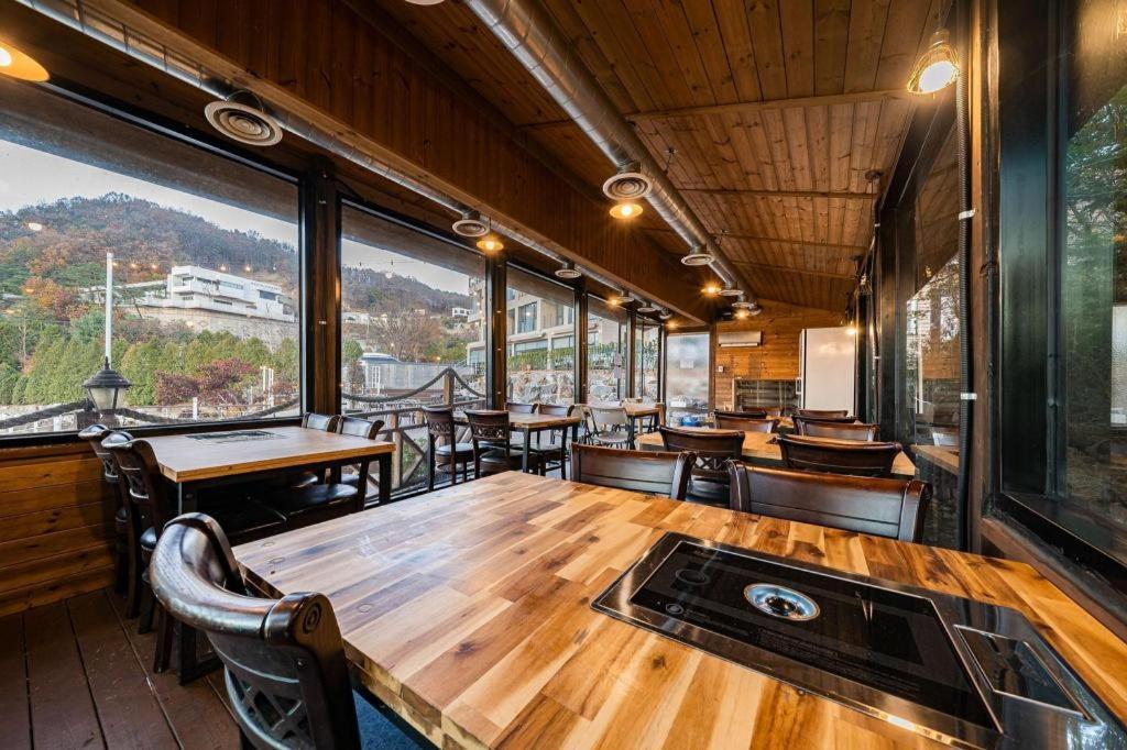 Hotel Haus Gapyeong Esterno foto