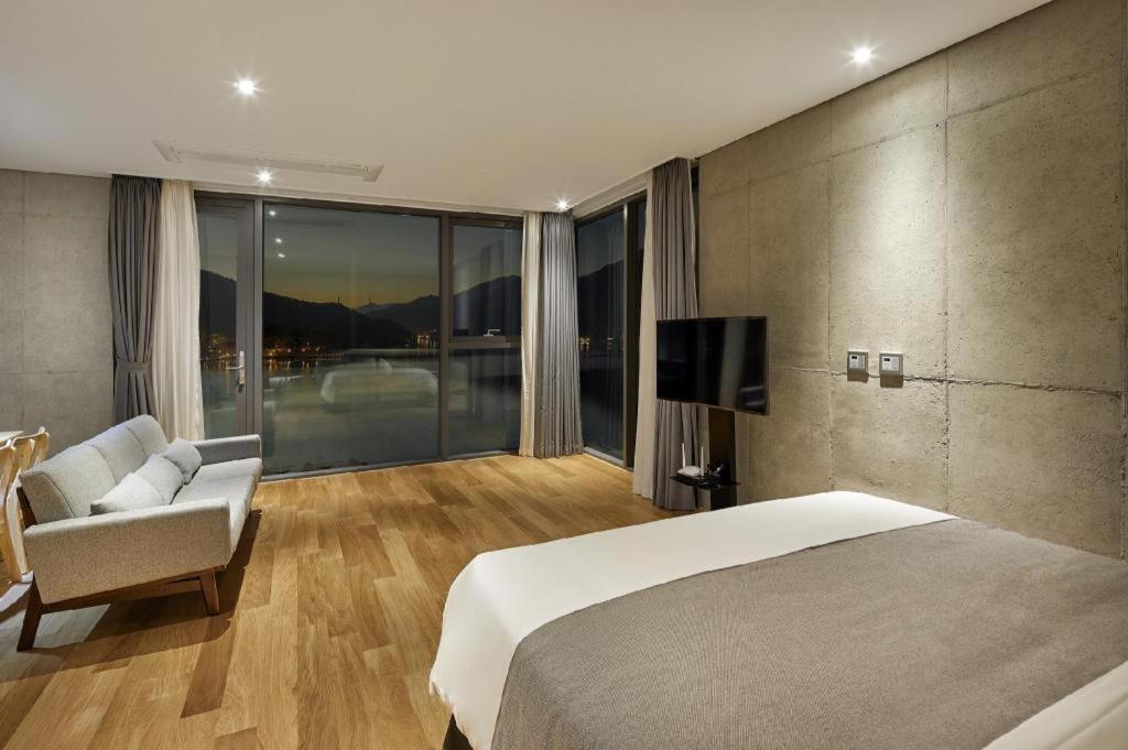 Hotel Haus Gapyeong Esterno foto