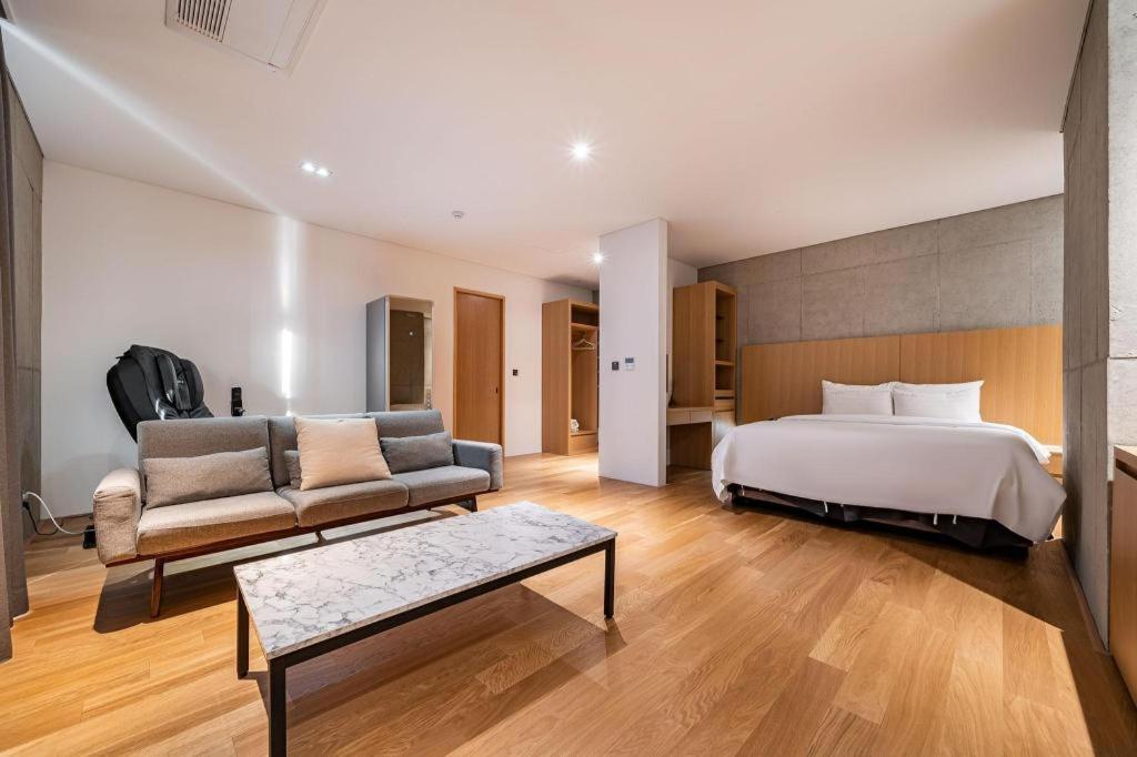 Hotel Haus Gapyeong Esterno foto